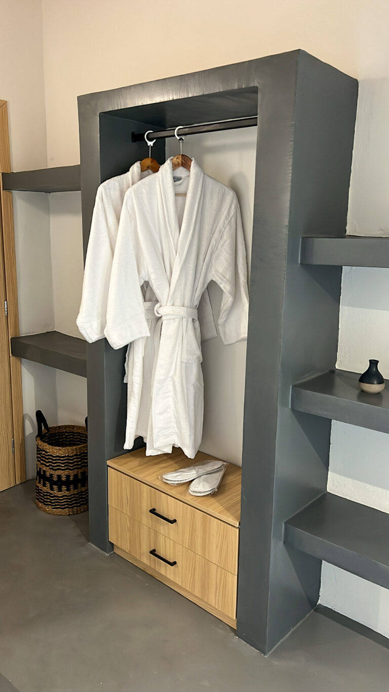 778BF546-5ACA-4AAD-B36F-40C05F6538A1