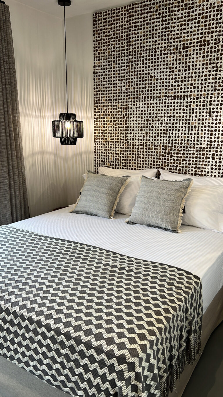 88A71C35-E12E-4D5D-B74D-F415542765A5