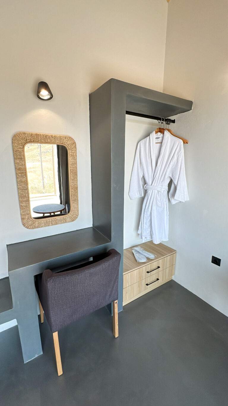 BE1EBD45-B476-4596-80AD-0D8F44B61D64